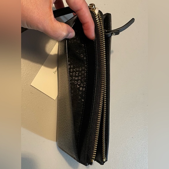 NWT Kate Spade Pebbled Layton Black Leather Wristlet - Picture 3 of 7